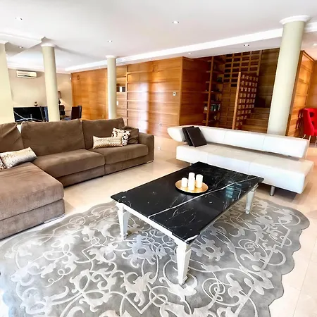 The Luxe Hills Villa