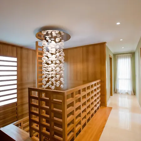 The Luxe Hills Vila