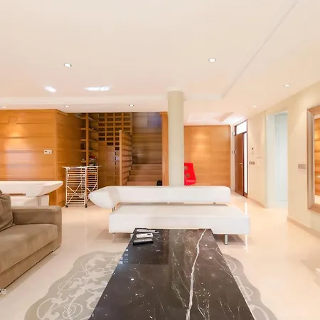The Luxe Hills Vila